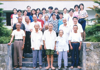 china3a.jpg (40301 bytes)